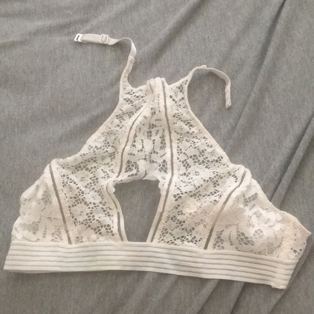 White bandeau